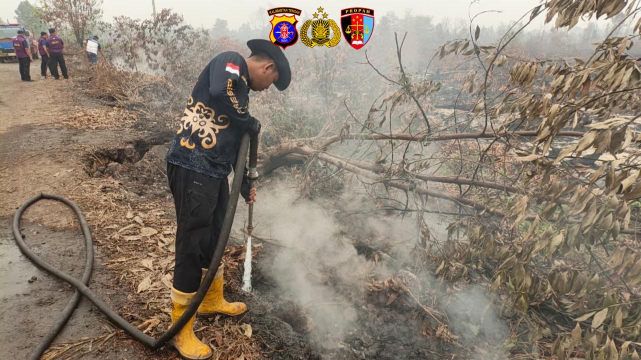 Kerja Keras Personel Bidpropam Polda Kalteng Berbuah Hasil, Sukses Padamkan Karhutla 1 Hektar di Tabat Kalsa